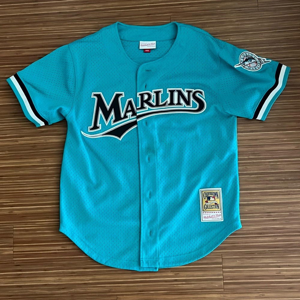 1995 Andre Dawson Jersey Cooperstown Collection Mitchell & Ness